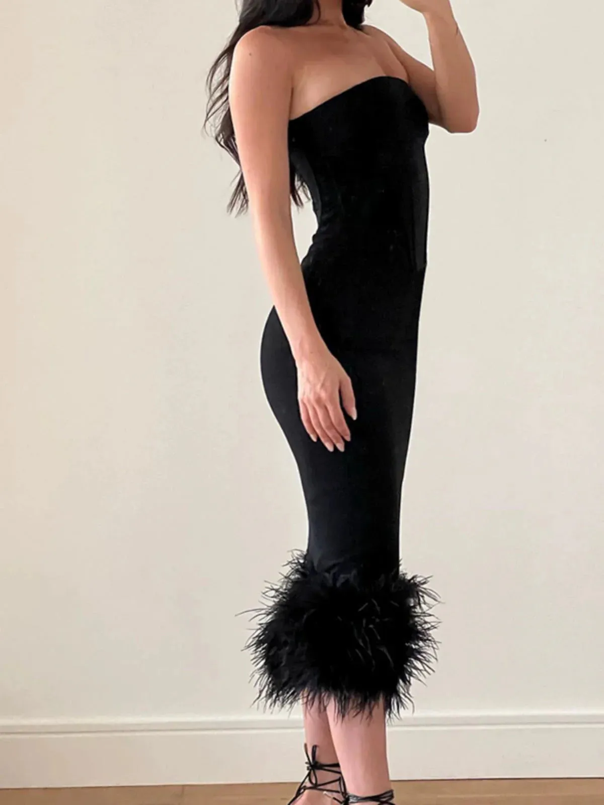 Amozae-Christmas Outfits New Year's Eve Dress Night Out Club Dresses cute winter outfits Priyanka Strapless Midi Dress