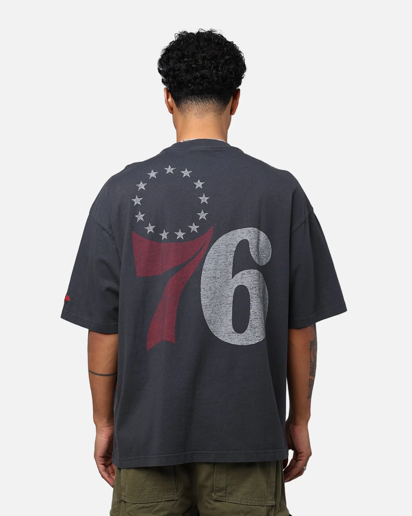 New Era Philadelphia 76ers Oversized T-Shirt Black
