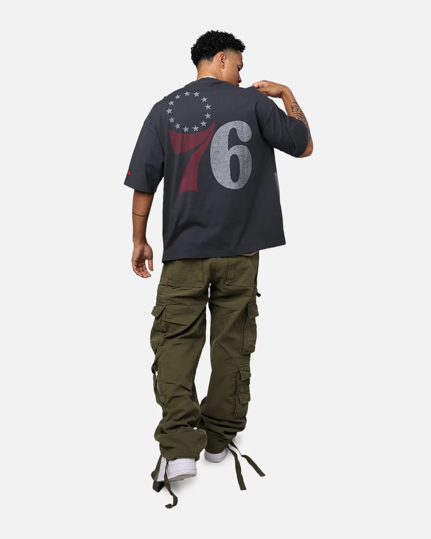 New Era Philadelphia 76ers Oversized T-Shirt Black