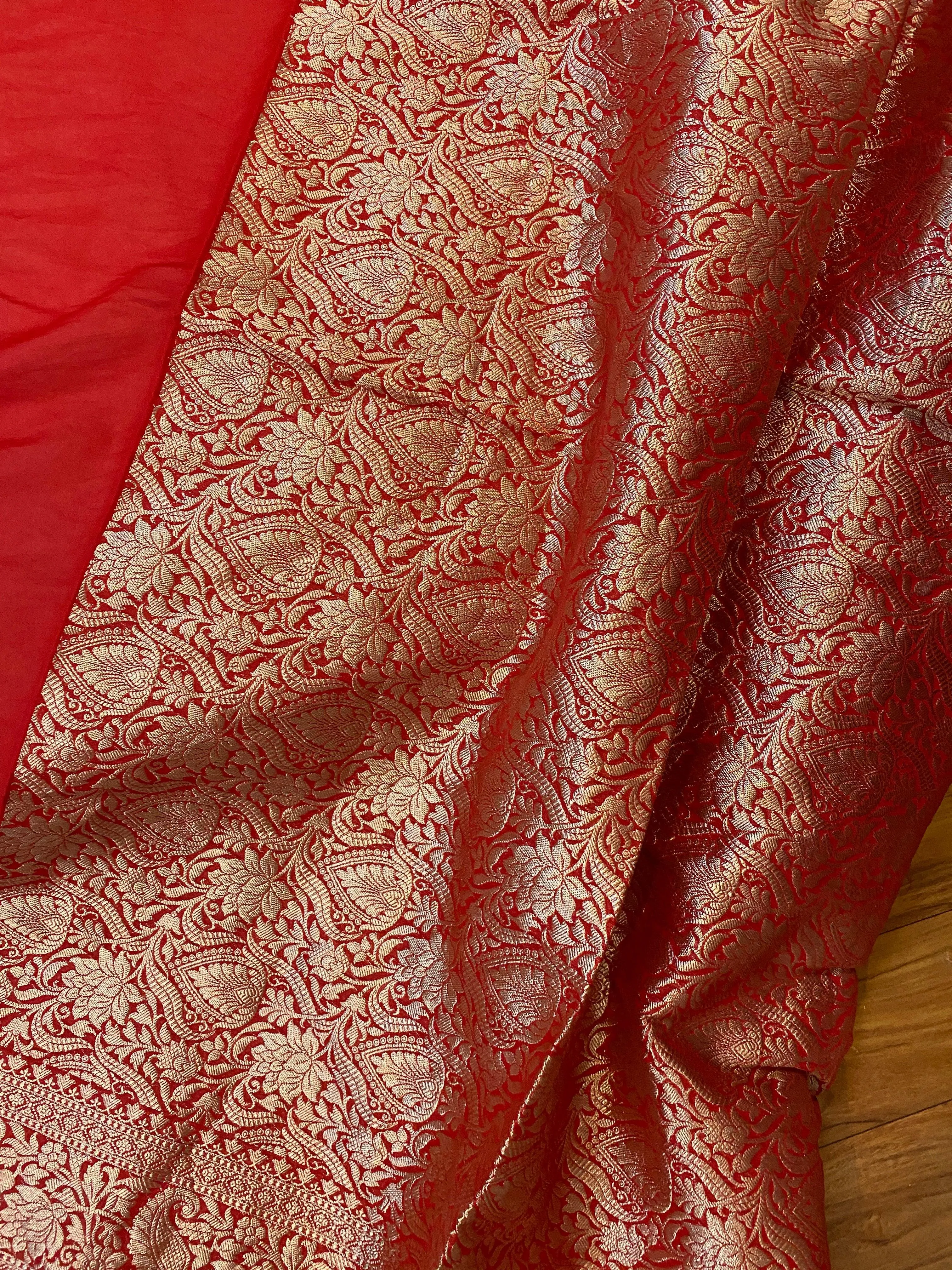 Red Handloom Cotton Silk Banarasi Sari