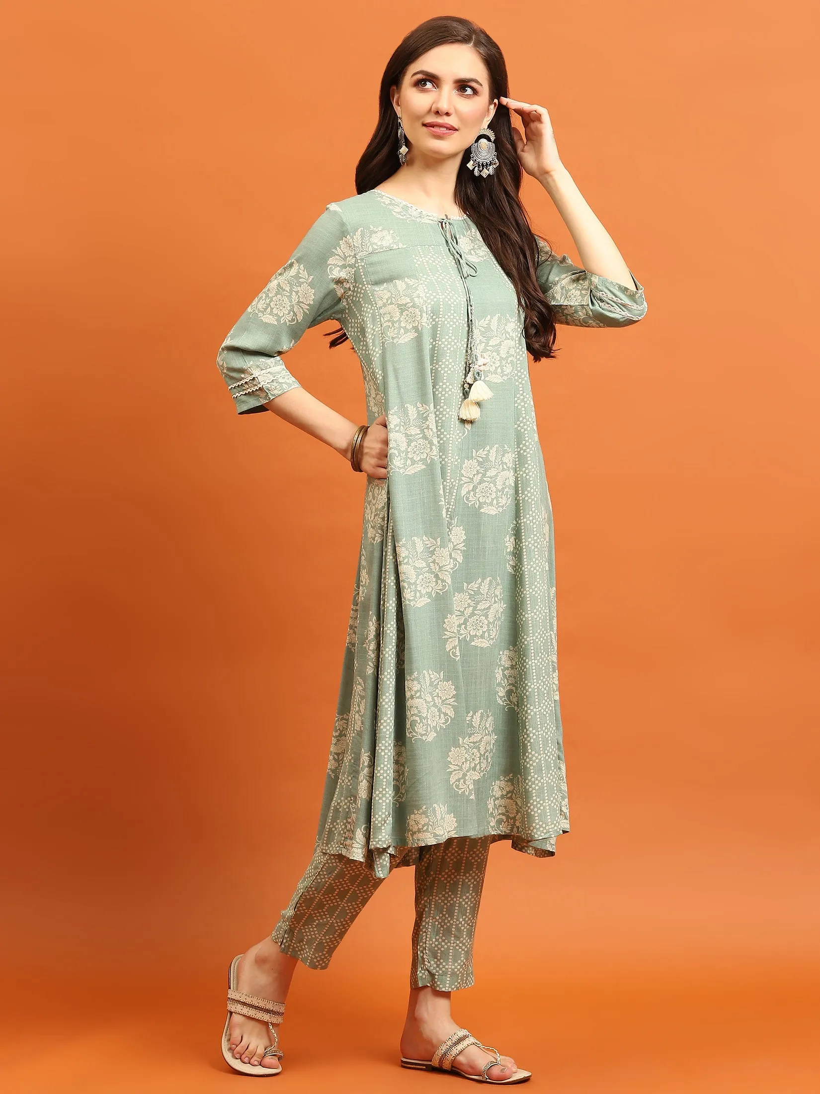 Women Green Round Neck Kurta Trouser Dupatta